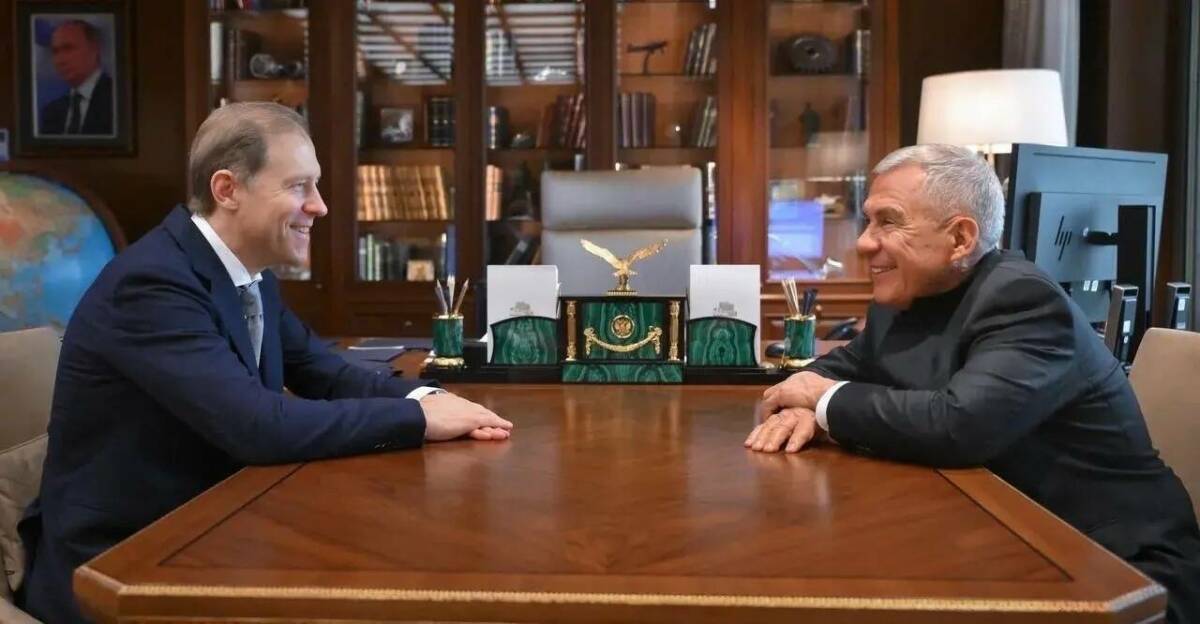 Минниханов и Мантуров в Москве обсудили техническое перевооружение Казанского авиазавода