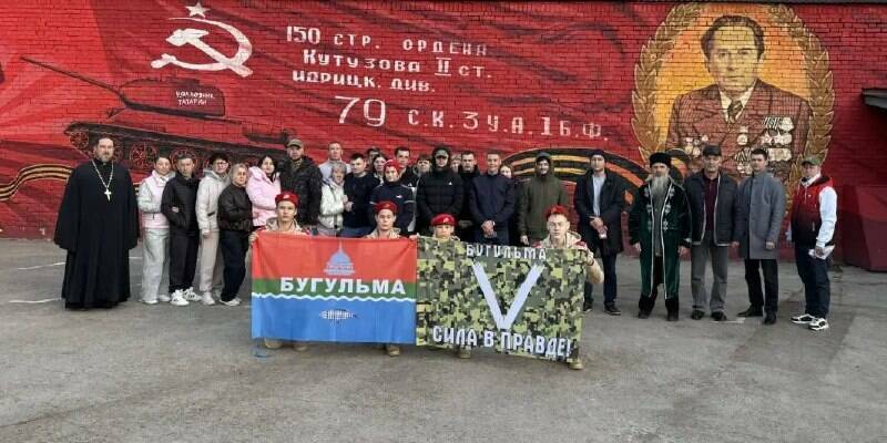 Двое – в Африканский корпус, пятеро – в зону СВО: в Бугульме проводили контрактников