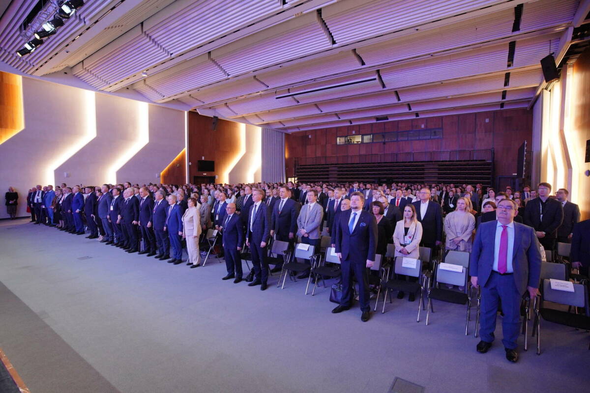 «Помимо технологий важен образ мышления врача»: в Казани открылся съезд онкологов России