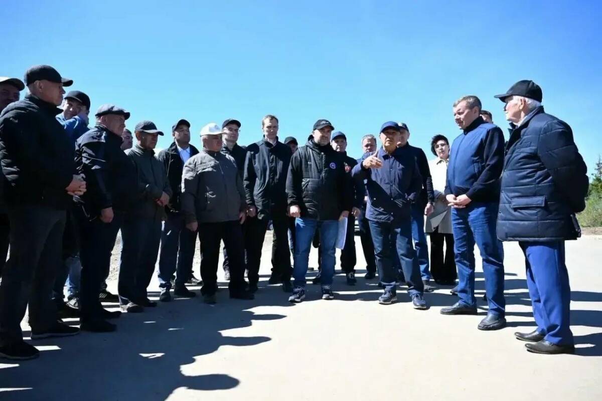 Минниханов оценил ход посевной кампании в Тюлячинском районе Татарстана