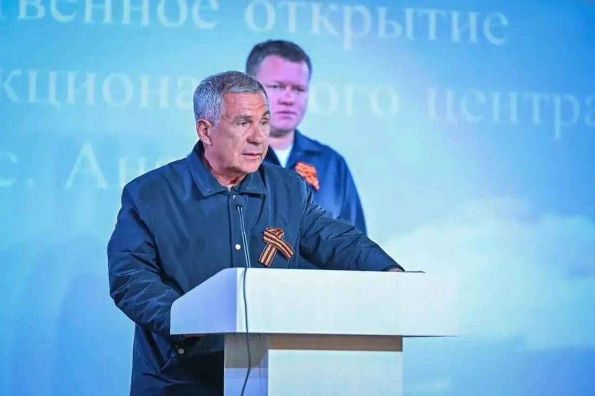 Раис РТ принял участие в открытии многофункционального центра в селе Анатыш