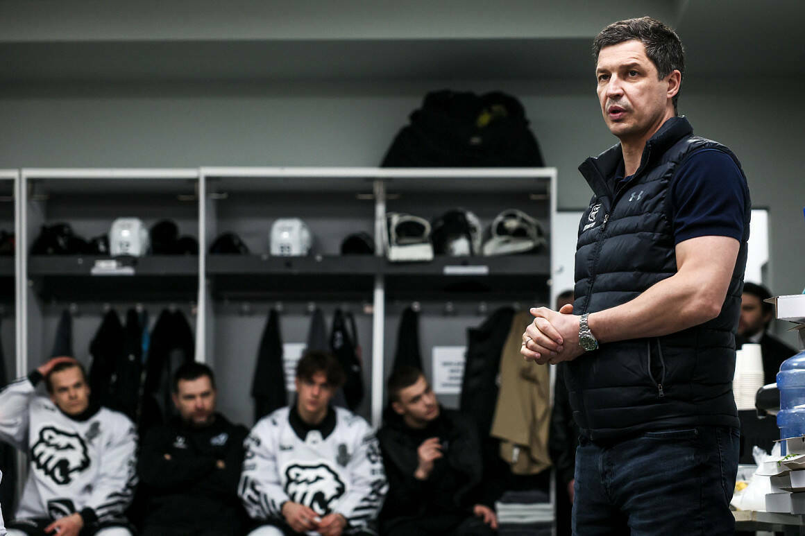 Стало известно имя нового главного тренера «Трактора»