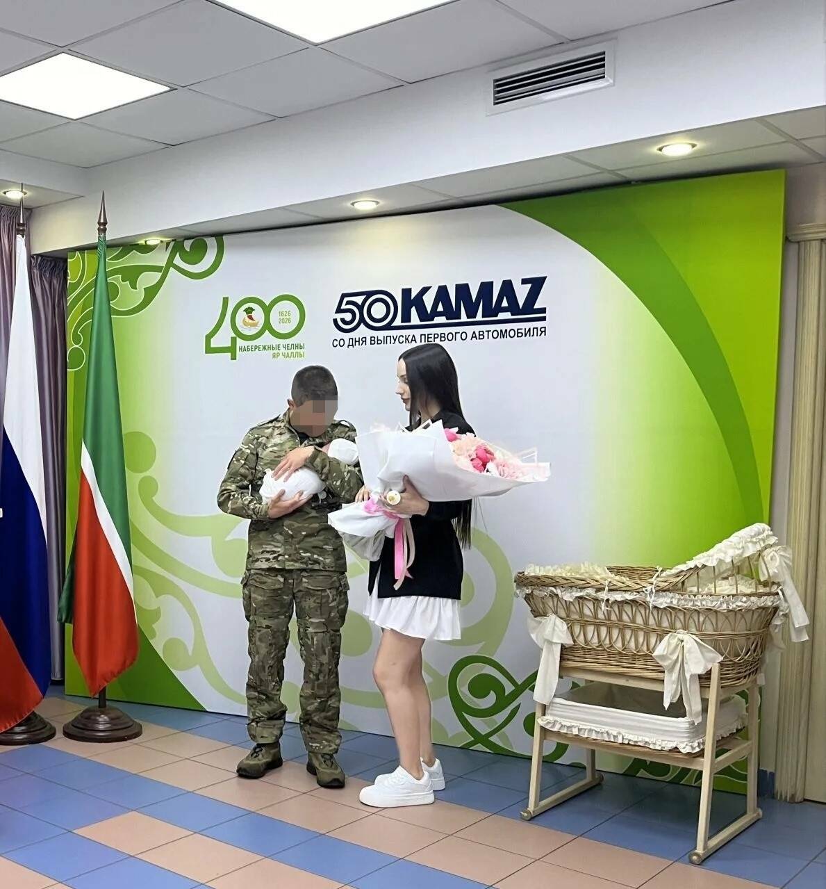 В юбилейный для Челнов год у семьи участника СВО родился сын
