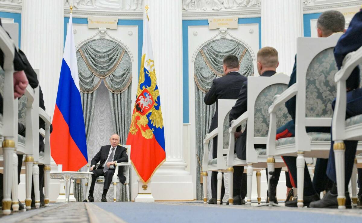 Путин встретился с участниками программы «Время героев»
