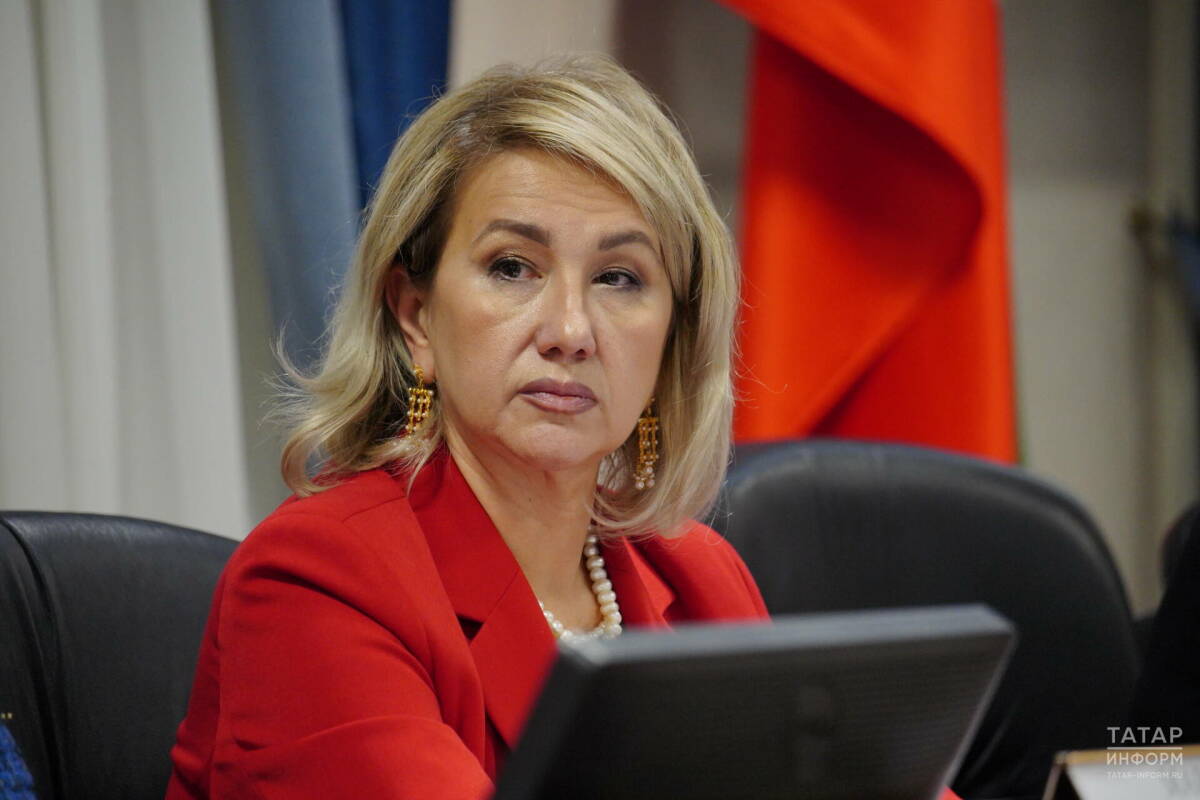 Аюпова поздравила татарстанцев с Днём славянской письменности и культуры