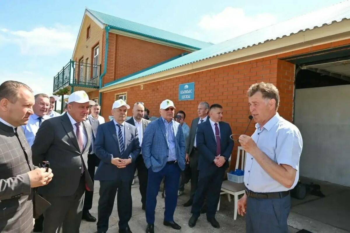 Марат Ахметов осмотрел промпарк и конеферму в Арском районе РТ