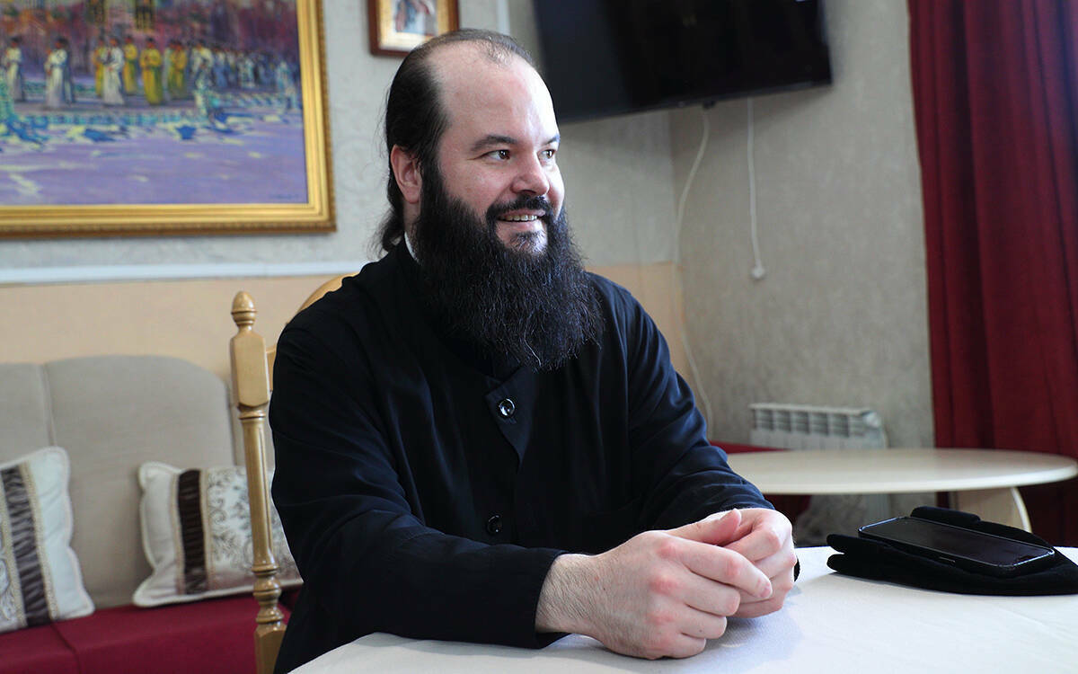 Родился в Изюме, начал свой духовный путь на Донбассе, промыслом Божиим оказался в Казани: новый игумен Раифы в своем первом интервью на этой должности рассказал о себе, о назначении в монастырь и о том, какие обновления ждут обитель.