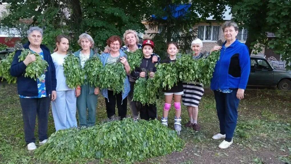 Волонтеры из Лениногорска подготовили для бойцов СВО 170 банных веников