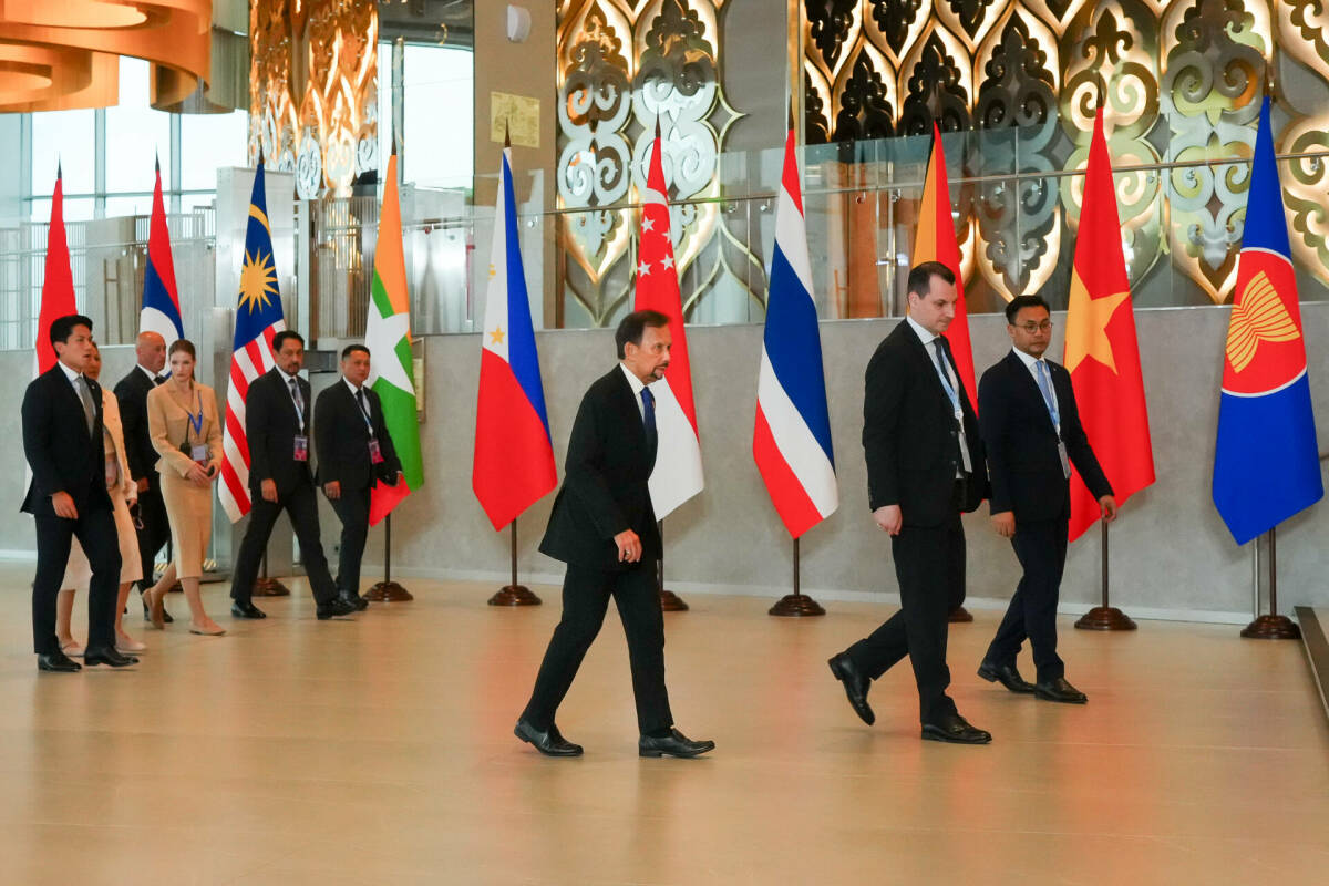 Султан Брунея признался Путину, что ему понравилось в Казани