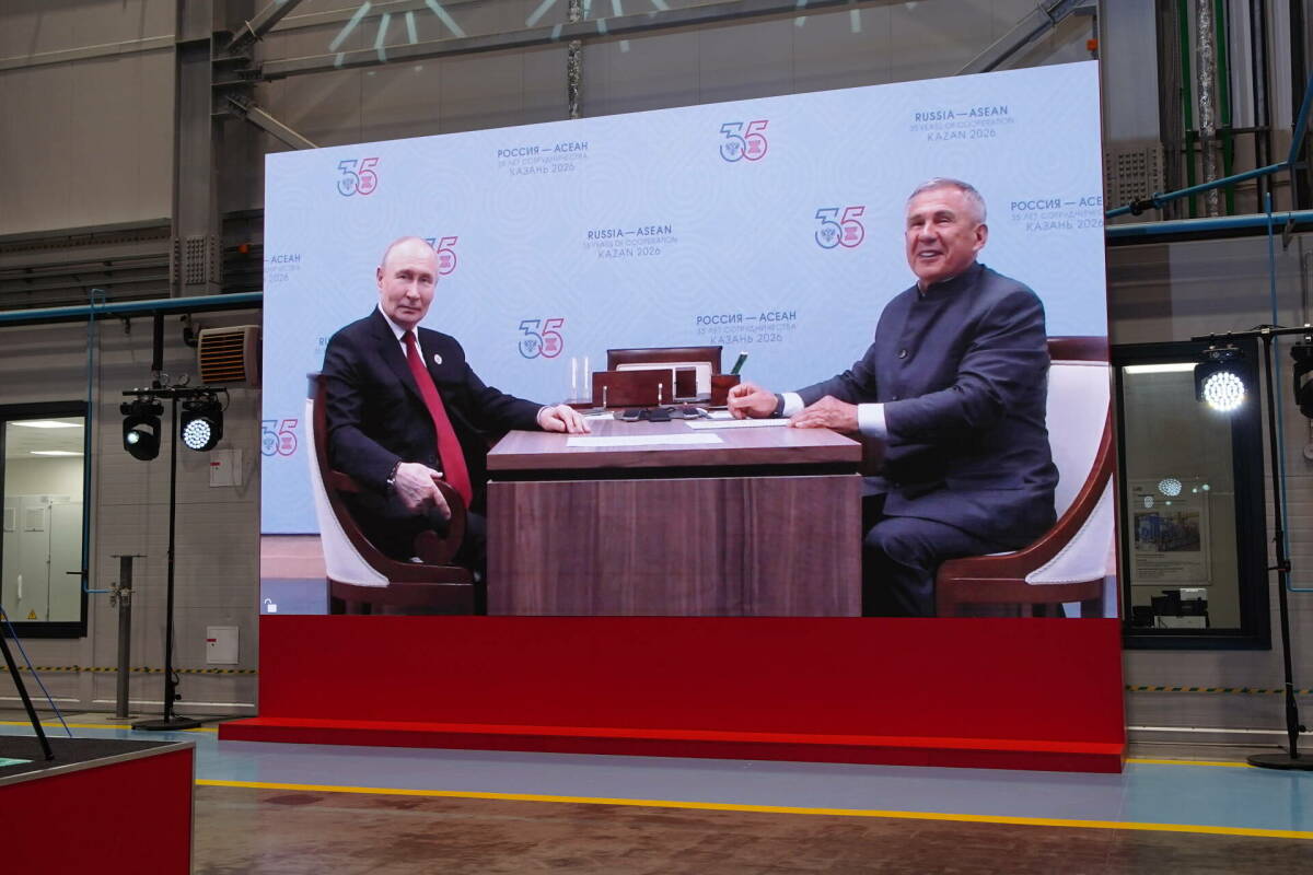 «Удовольствие растягиваете»: Минниханов объяснил Путину принцип празднования Сабантуев