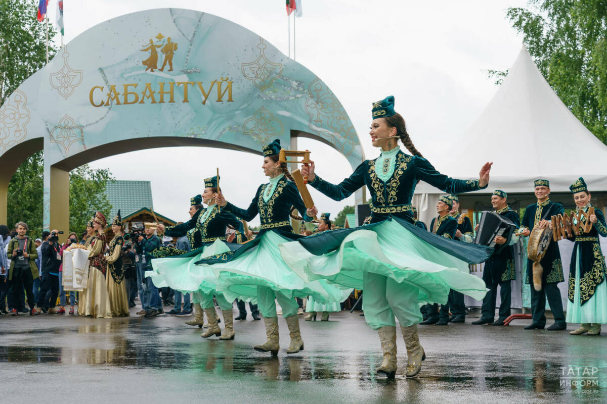 В Татарстане стартовал фотоконкурс «Нарядный Сабантуй – 2026»