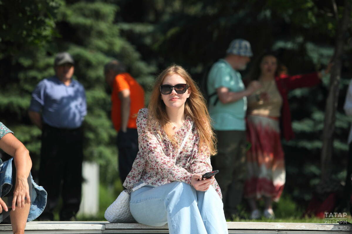 Стилист Юлия Пелар: как сформировать актуальный летний гардероб для города