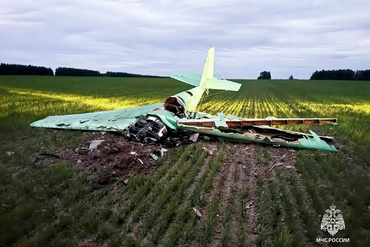 Под Казанью разбился легкомоторный самолет, пилот погиб