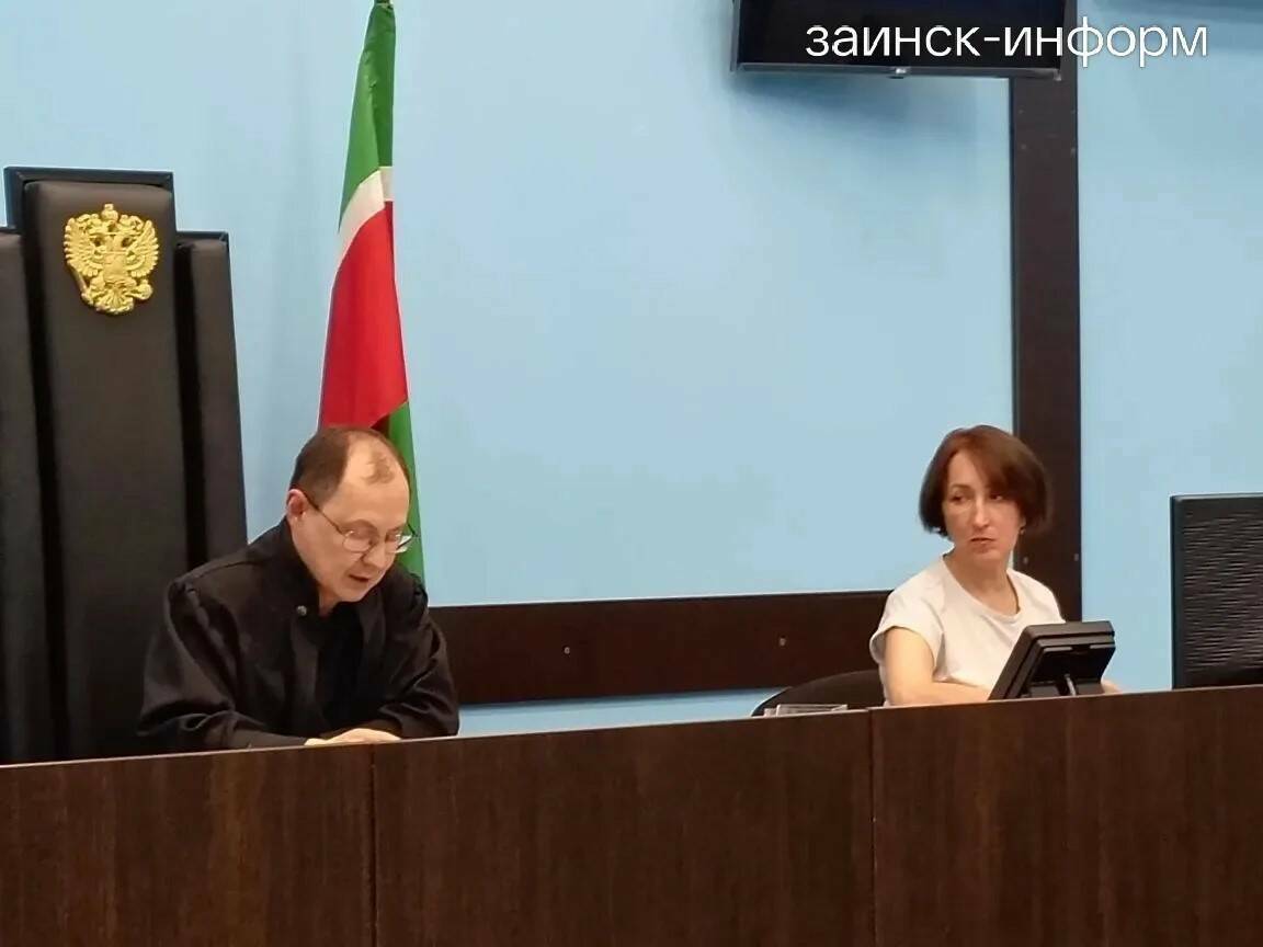 Житель Заинска арестован за нападение на женщину и неповиновение полиции