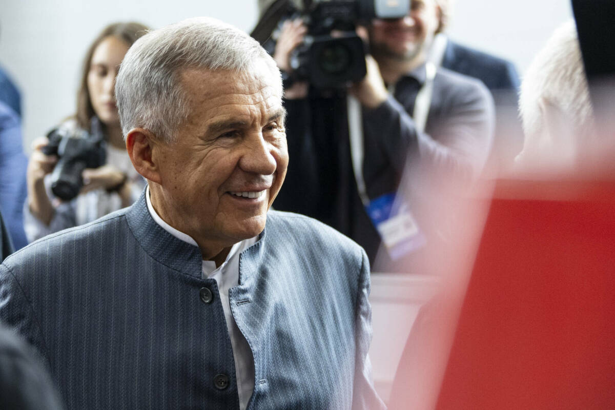 Цивилева наградила Раиса РТ нагрудным знаком «За верность принципам»