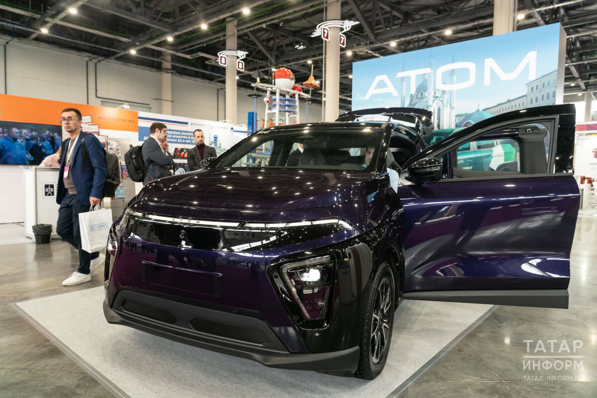 Электрокар «Атом» включен в перечень автомобилей для такси