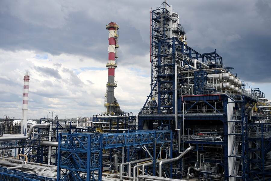 Компания «РТ – проектные технологии», входящая в госкорпорацию «Ростех», впервые представила комплекс «Паутина», предназначенный для защиты инфраструктурных объектов от БПЛА. Презентация разработки состоялась в ходе региональной миссии Ростеха в Тверской области, сообщает ТАСС со ссылкой на госкорпорацию.