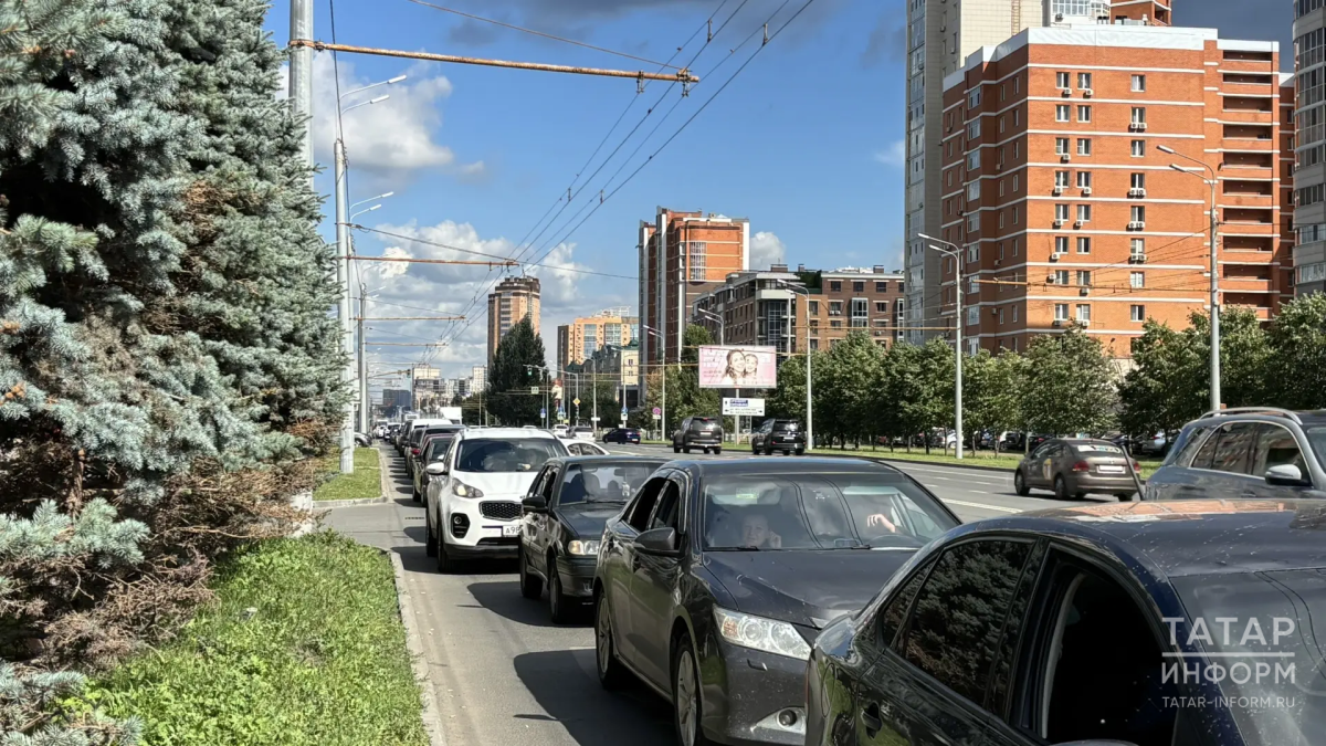 Правительство РФ утвердило меры по стабилизации цен на топливо