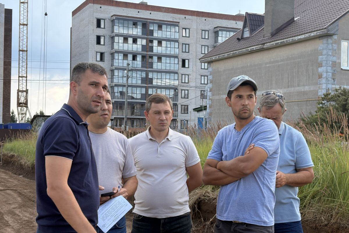 В Лаишевском районе Татарстана проинспектировали строительство социальных объектов и капремонт