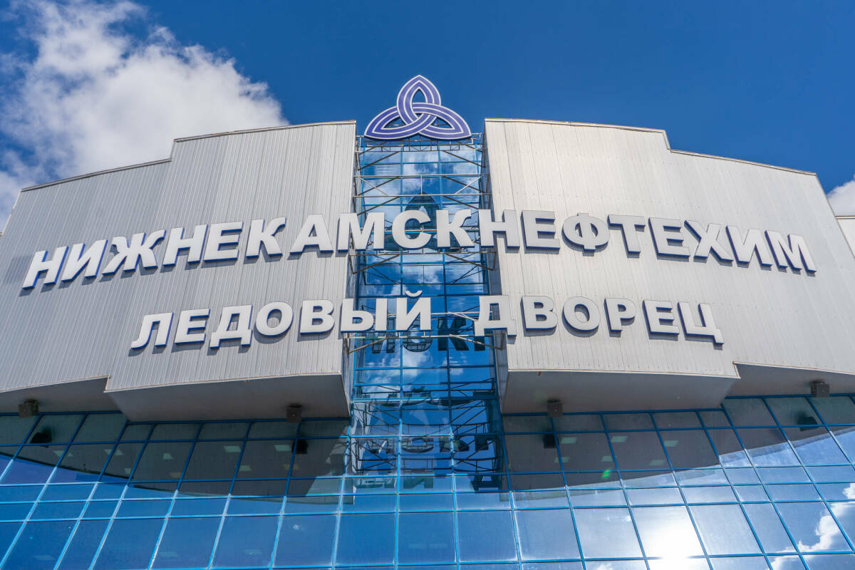 Артем Сериков продлил контракт с ХК «Нефтехимик» до 2028 года