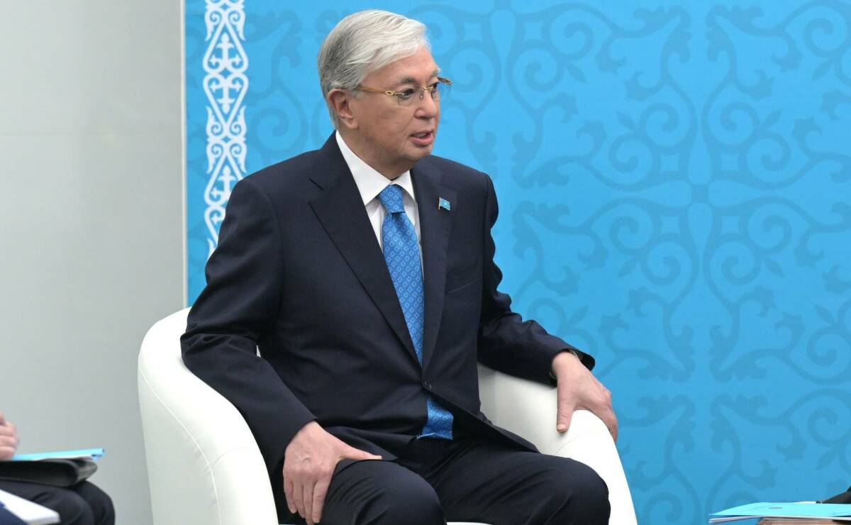 Касым-Жомарт Токаев предложил Владимиру Путину заморозить конфликт на Украине