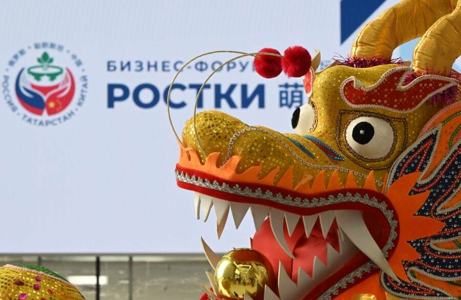 Какие темы станут ключевыми на IV международном форуме «РОСТКИ: Россия и Китай - взаимовыгодное сотрудничество», какой опыт Китая интересен сегодня нашей стране и сколько компаний из Поднебесной уже приглашены, рассказали сегодня на пресс-конференции в ТАСС.