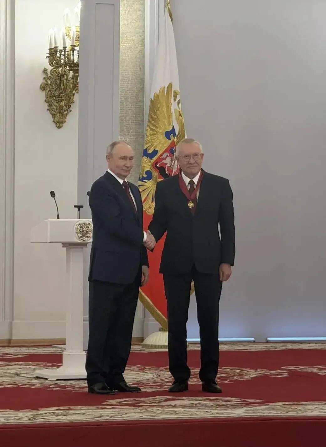 Путин наградил депутата от РТ орденом «За заслуги перед Отечеством» II степени