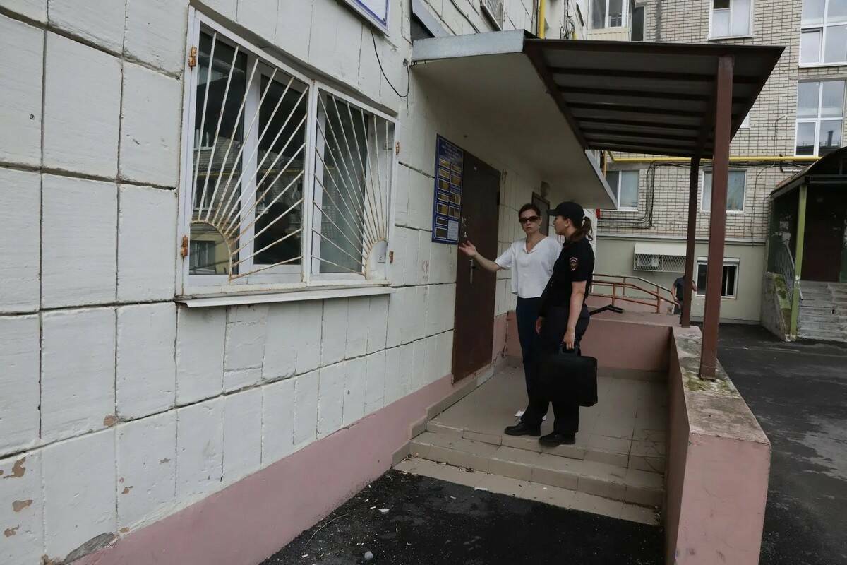 Член общественного совета при МВД РТ ознакомилась с работой участкового в Казани