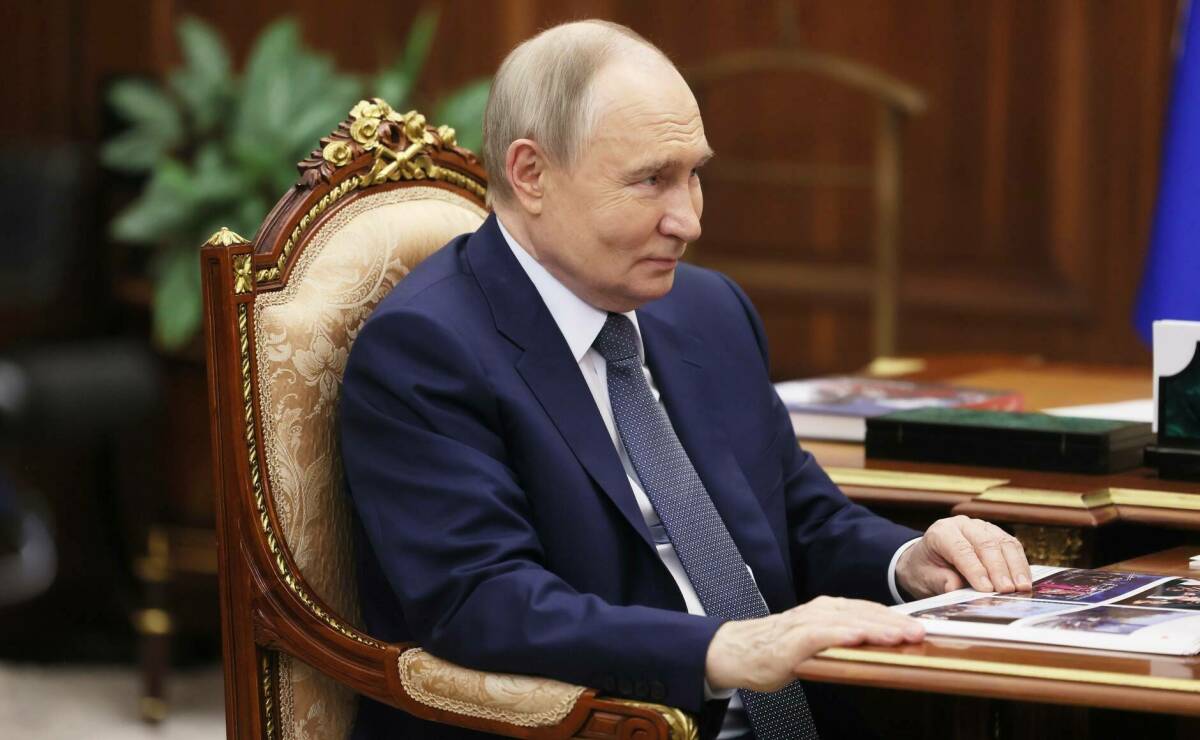 Президент России наградил татарстанскую семью медалью ордена «Родительская слава»