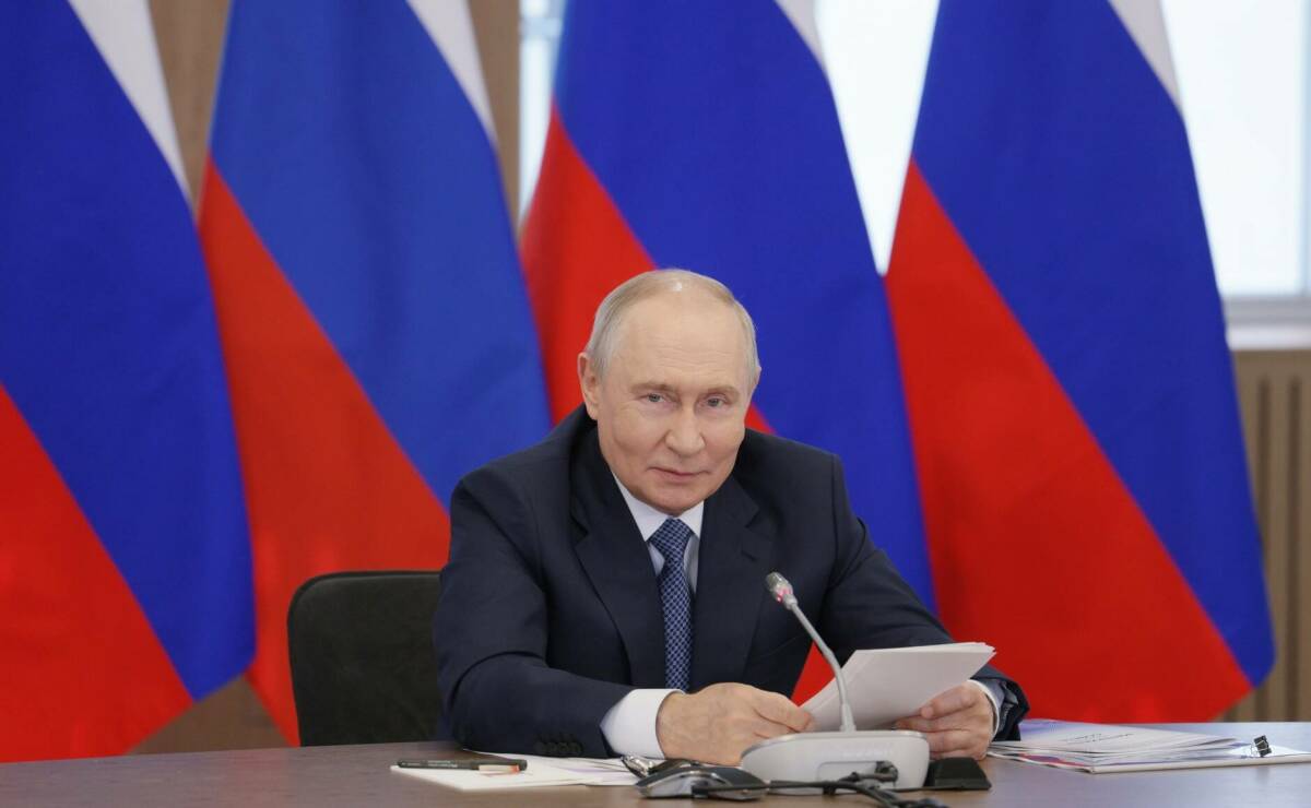 Путин наградил семерых татарстанцев государственными наградами