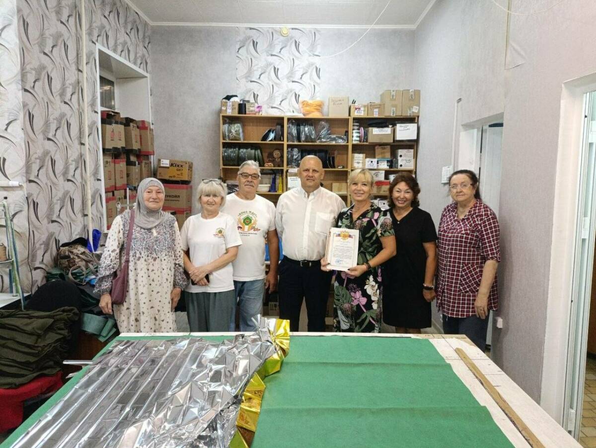 В Елабуге волонтеры получили благодарности от бойцов 430-го полка