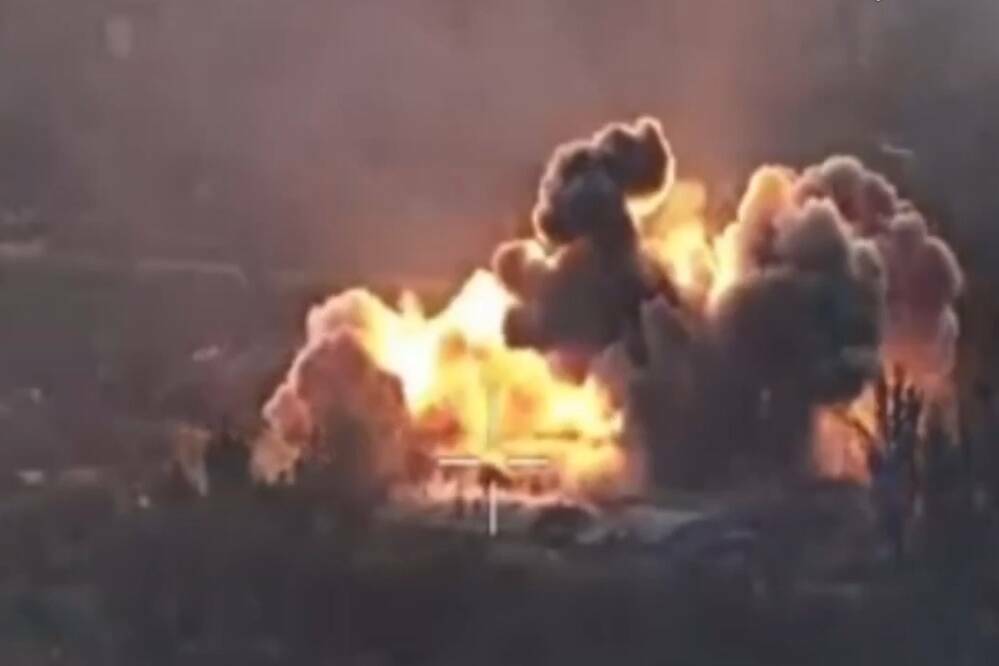 Видео уничтожения пункта управления вражескими БПЛА опубликовало Минобороны РФ
