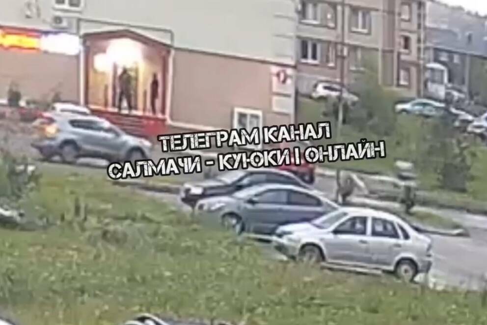 Момент жесткого ДТП с питбайком под Казнью попал на видео