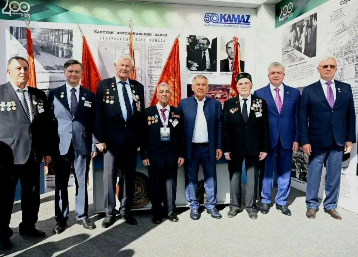 Миңнеханов Чаллы ветераннарына рәхмәт белдерде