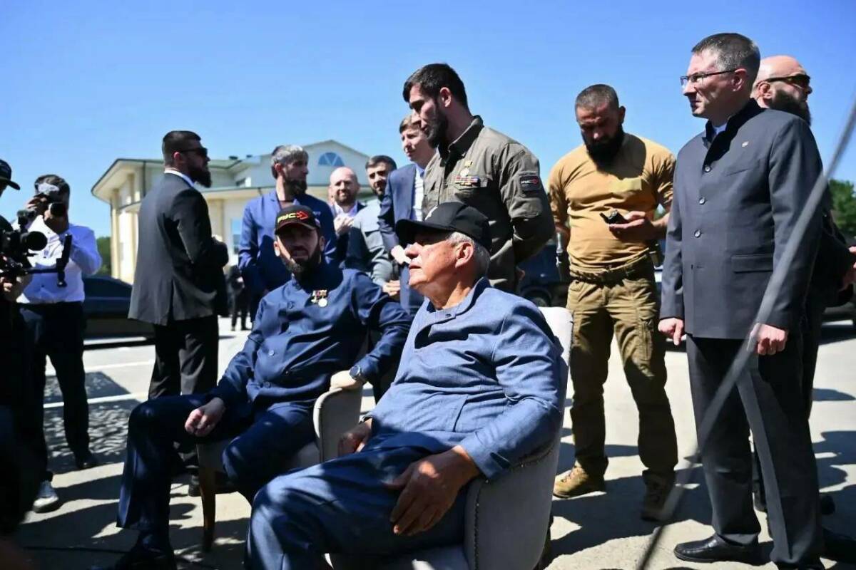 Минниханову показали тренировочные площадки Российского университета спецназа