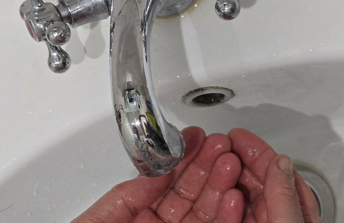 Филиал Татэнерго наказали за двухмесячное отключение горячей воды в многоэтажке