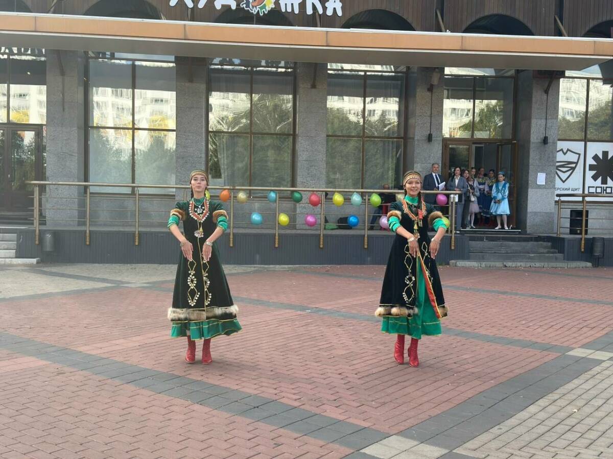 На бульваре Энтузиастов в Набережных Челнах отметили День Республики