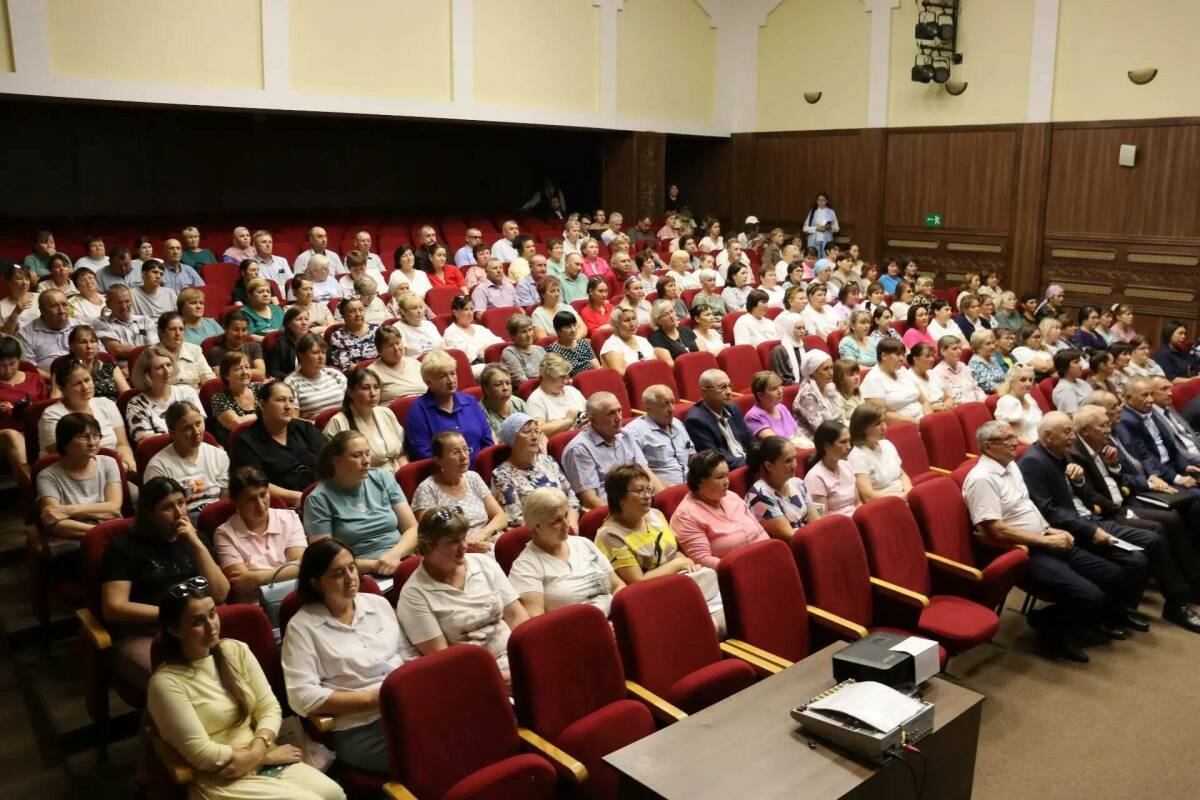 В Алькеевском районе построили школу, детсад и отремонтировали 8 пищеблоков