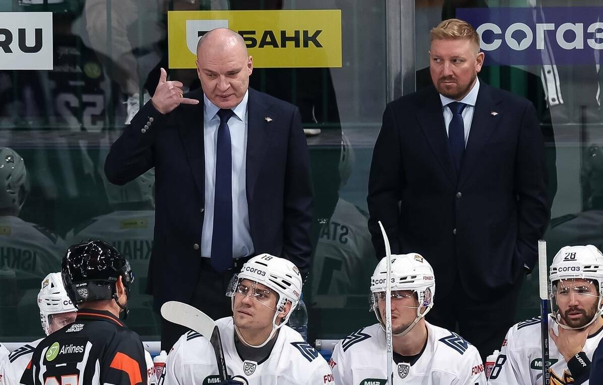 Откровения Разина, война Кравцова и предматчевые буллиты: что происходит в КХЛ