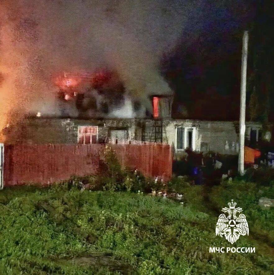 В Татарстане мужчина погиб на пожаре в частном доме на две семьи