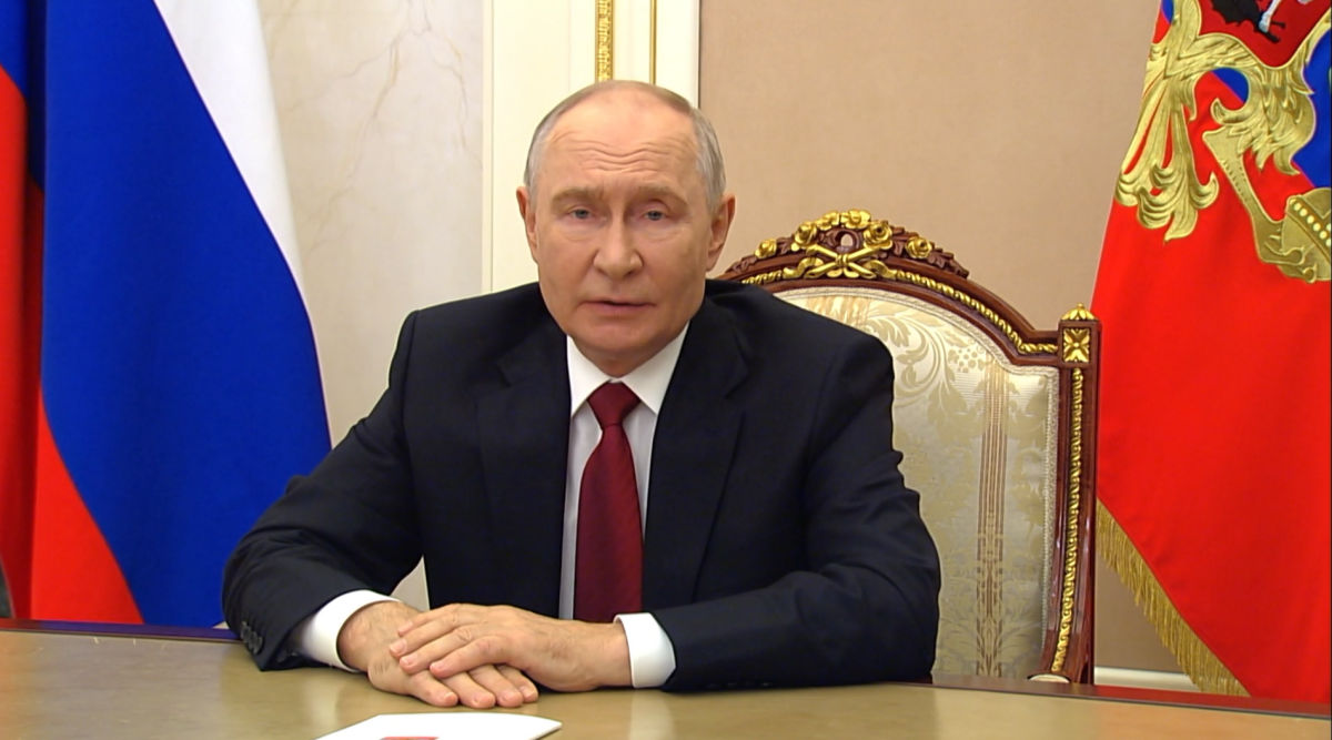 Путин назвал мужество российских военнослужащих примером для всей страны