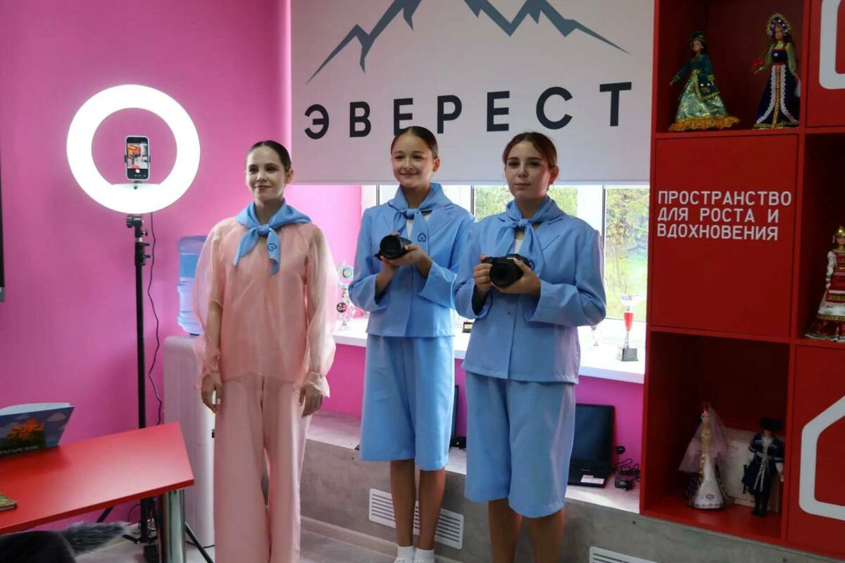 В поселке Джалиль открылся детский культурно-просветительский центр «Эверест»