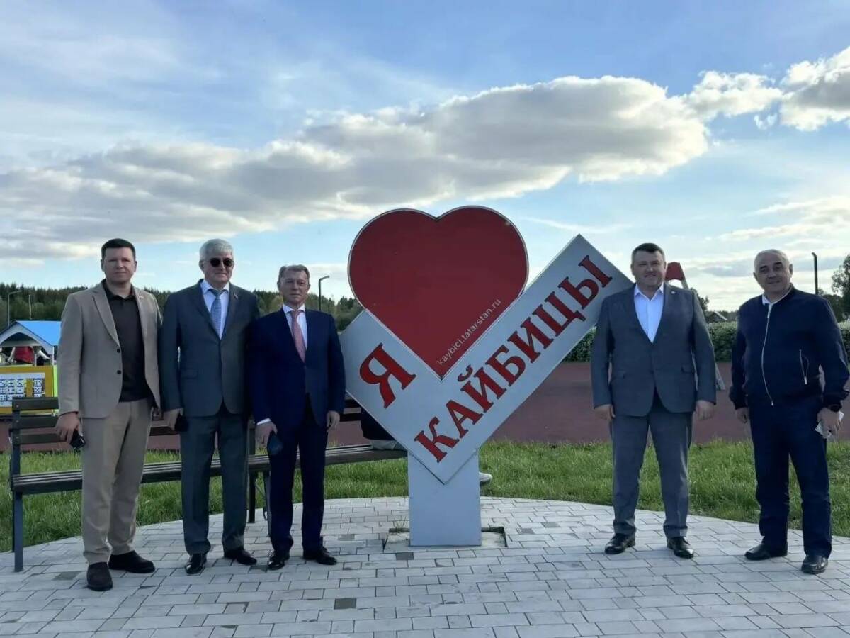 В обновленном парке Больших Кайбиц прошел Фестиваль труда и доблести