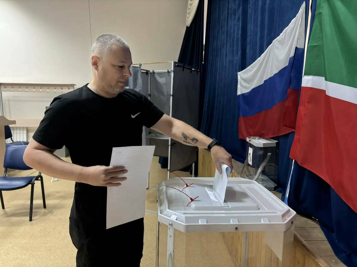«От нас зависит, кого мы выберем»: ветеран СВО проголосовал в Заинском районе