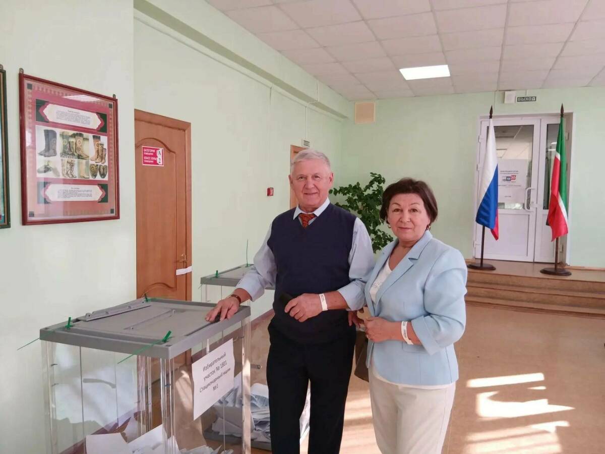 Создатель песни «Мин яратам сине, Татарстан» проголосовал на выборах в ГД