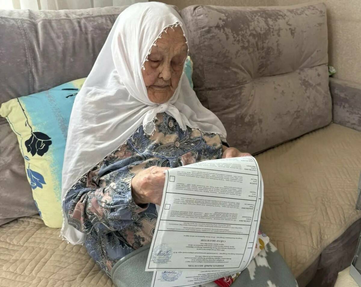 107-летняя ветеран проголосовала на дому в Ютазе