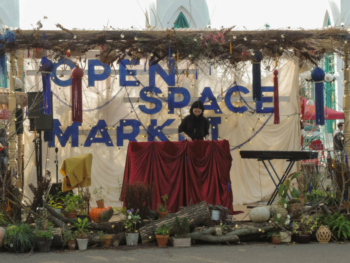 В Казани на ипподроме второй день подряд проходит фестиваль Open Space Market