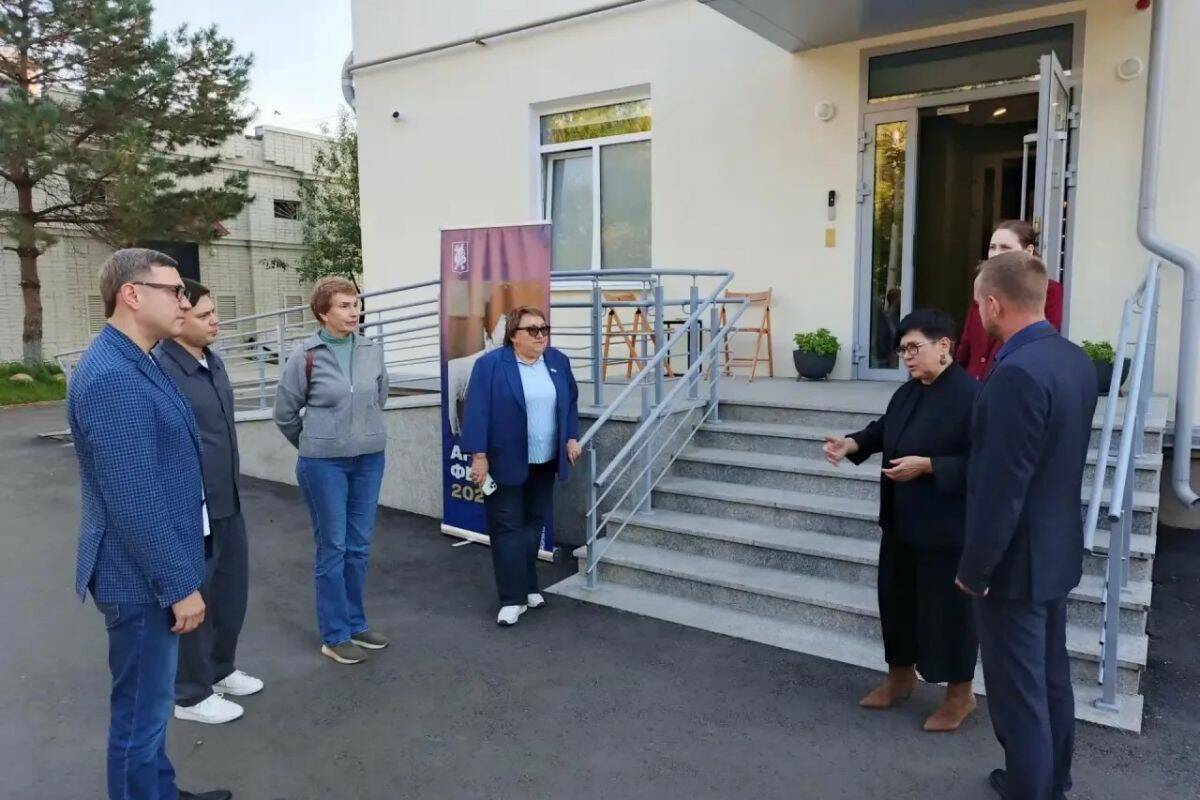 Единороссы посетили обновленную библиотеку в Авиастроительном районе Казани