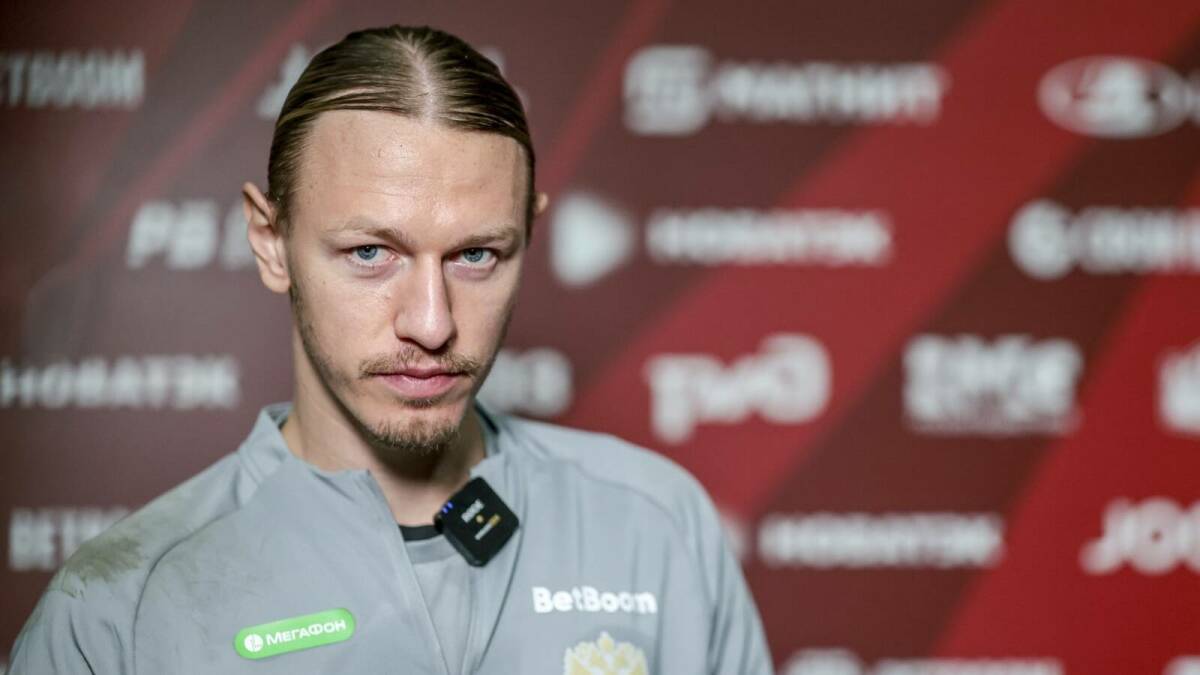 Сафонов рассказал, как ему условия в Центре футбола