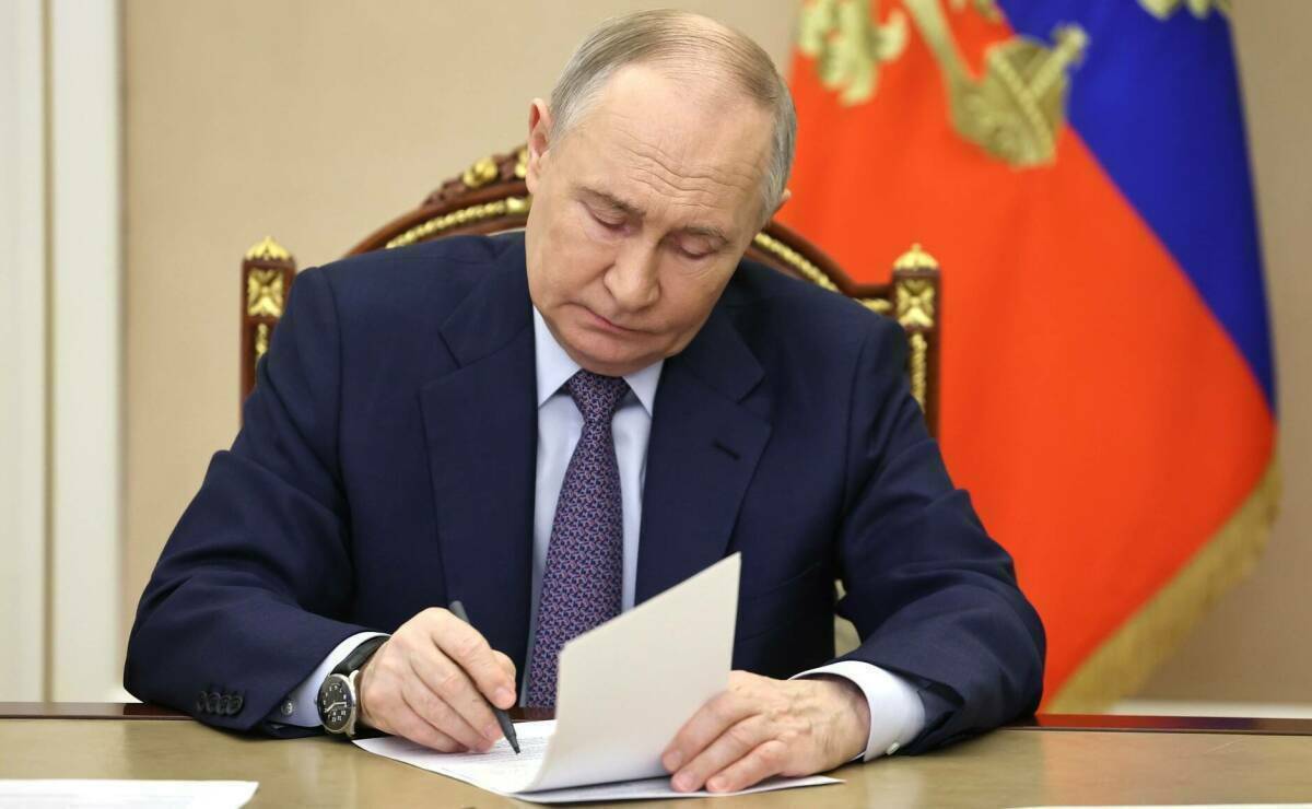 Путин ограничил доступ к сведениям о работе российских НПЗ